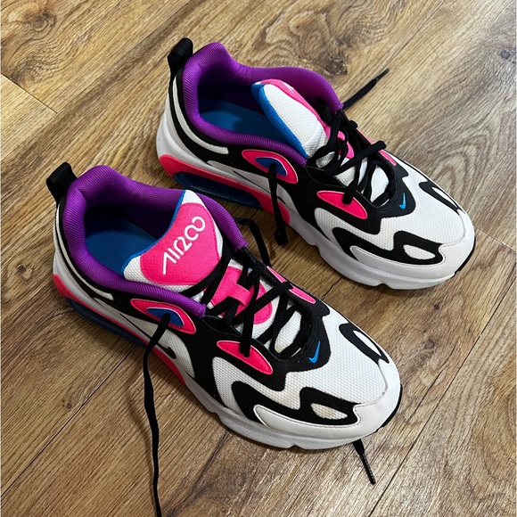 Nike Air- very gently used - Picture 4 of 5